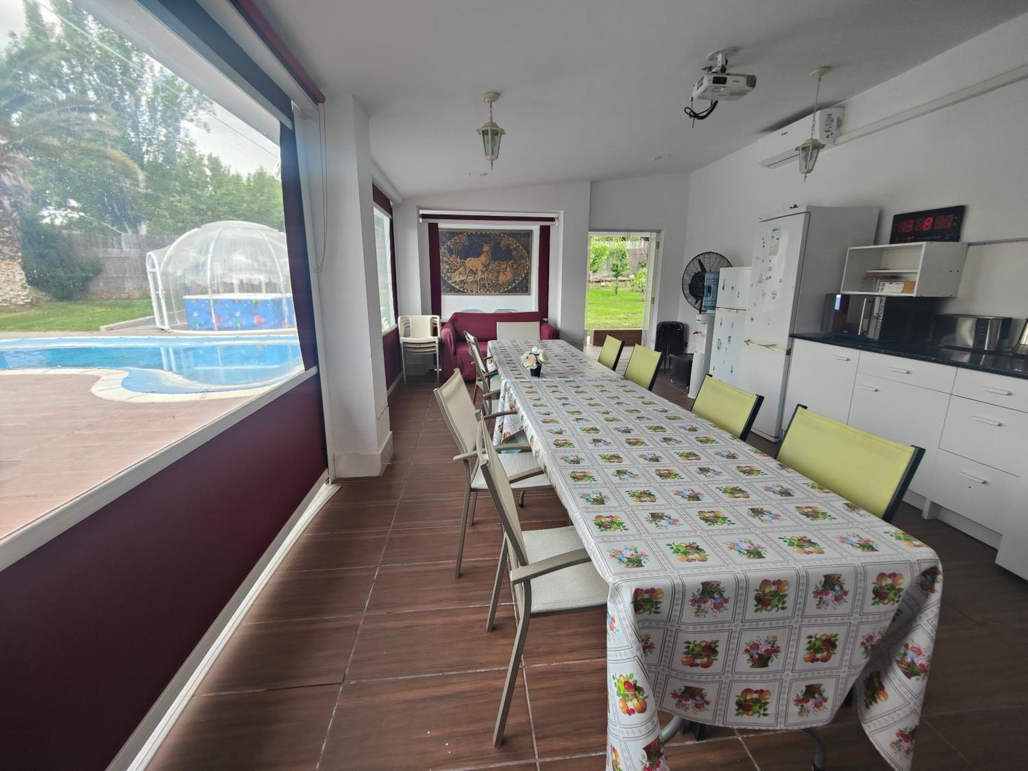 Chalet Con Piscina Y Jacuzzi En Madrid Alquila Habitaciones Algete Exterior photo